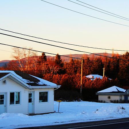 Motel Leblanc Carleton-sur-Mer Екстериор снимка