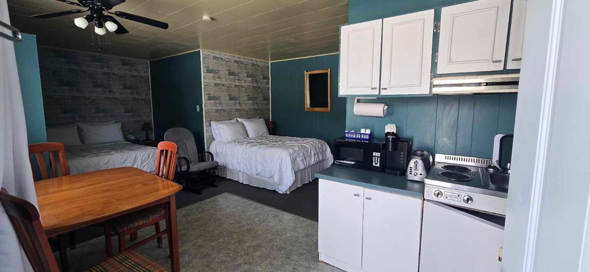 Motel Leblanc Carleton-sur-Mer Екстериор снимка